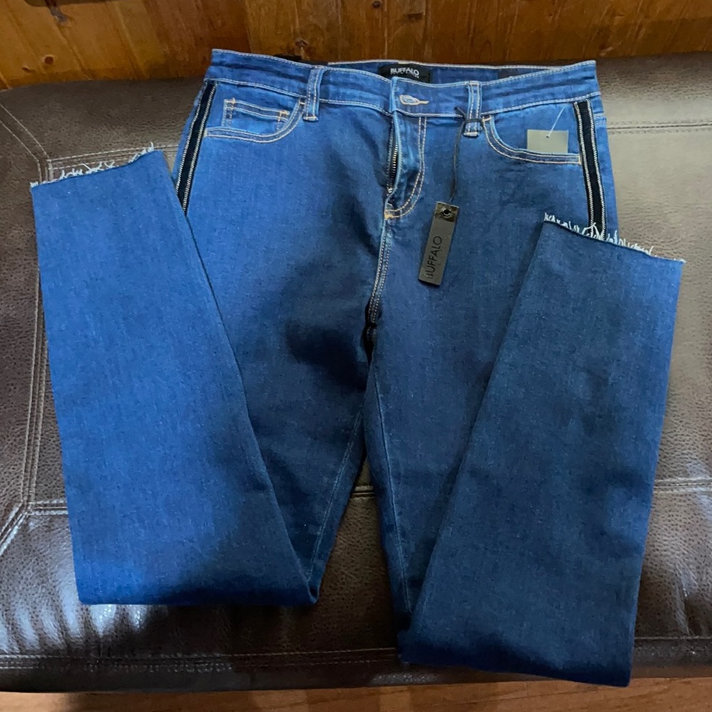 Buffalo,  mid rise skinny jeans